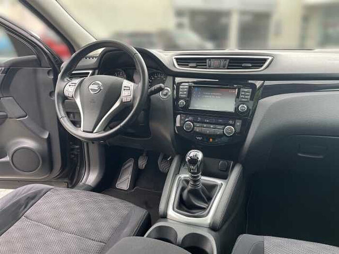 Nissan Qashqai 1.2 DIG-T N-Connecta ACENTA