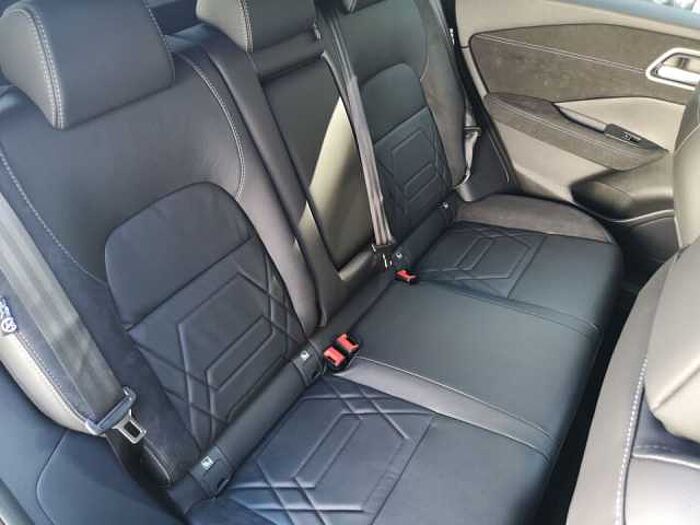 Nissan Qashqai N-Design - Panoramaglasdach - Leder N-Design - Panoramadach - Leder