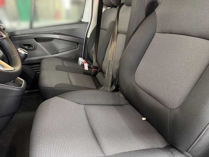 Nissan Primastar 3,0t dCi 150 DPF L2H1 LRB 270 Navi5Jahre Garantie oder 160 000km N-CONNECTA