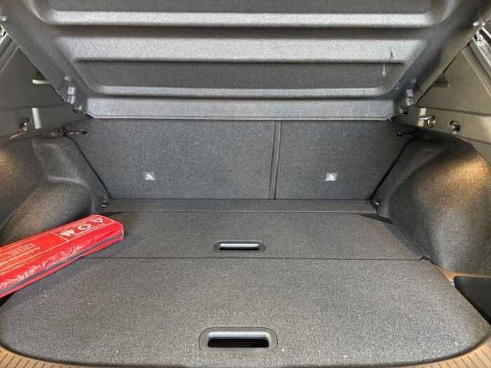 Nissan Qashqai e-Power  Alcantara Taxiumbau Intax N-Design