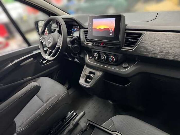 Nissan Primastar Kombi L1H1 2,8t Tekna 2ST HK BES DESIGN Auto