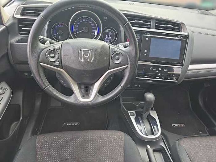 Honda Jazz Elegance 1.3 i-VTEC Automatic CVT