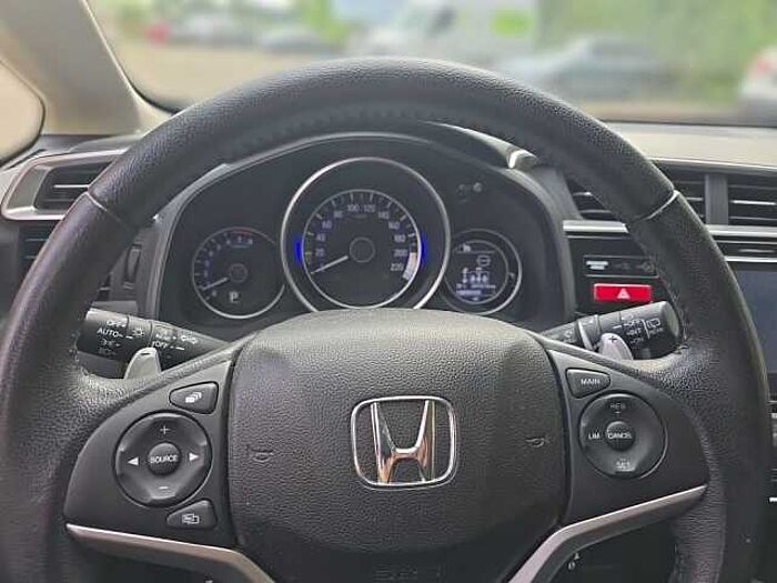 Honda Jazz Elegance 1.3 i-VTEC Automatic CVT