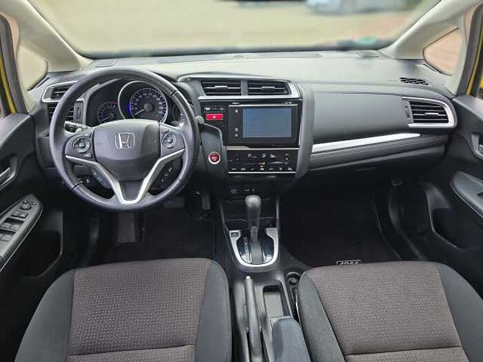 Honda Jazz Elegance 1.3 i-VTEC Automatic CVT