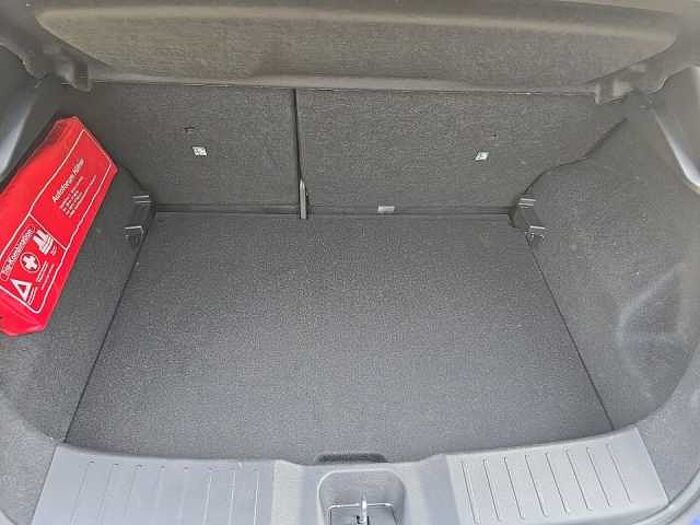 Nissan Juke 1.6 Hybrid N-Connecta Tech ProPilot Winterpaket