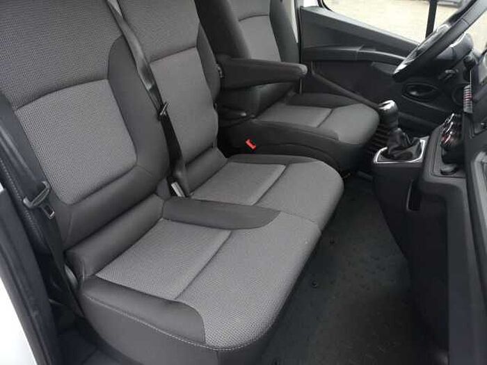 Nissan Primastar L1 H1 3,0t dci 150 N-Connecta LRB NAVI 5Jahre Garantie oder 160 000km