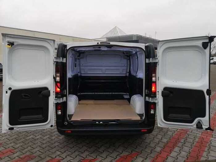 Nissan Primastar L1 H1 3,0t dci 150 N-Connecta LRB NAVI 5Jahre Garantie oder 160 000km