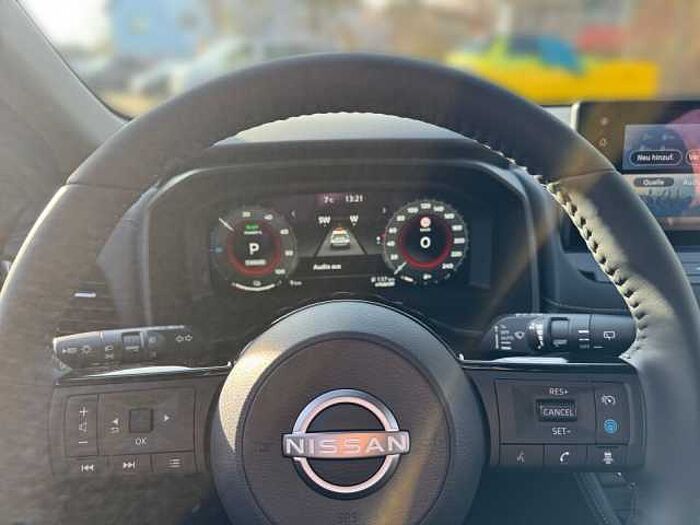 Nissan X-Trail e-Power e-4orce Tekna 4x4 LED HUD