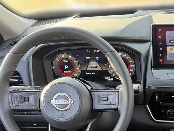 Nissan X-Trail e-Power e-4orce Tekna 4x4 LED HUD