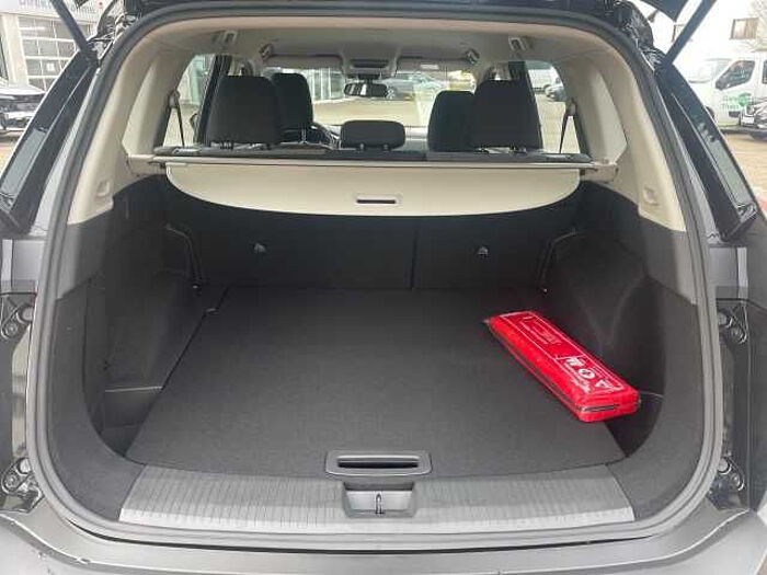 Nissan X-TRAIL ACENTA 1.5VC-T MHEV 4x2 Navi Familypaket