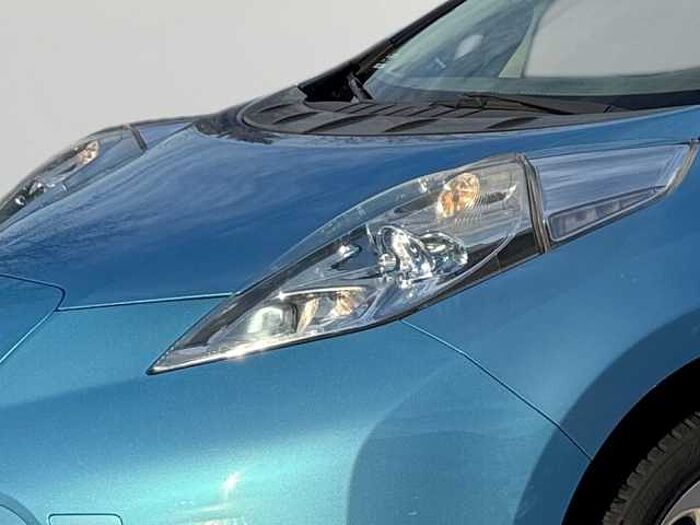 Nissan Leaf Basis