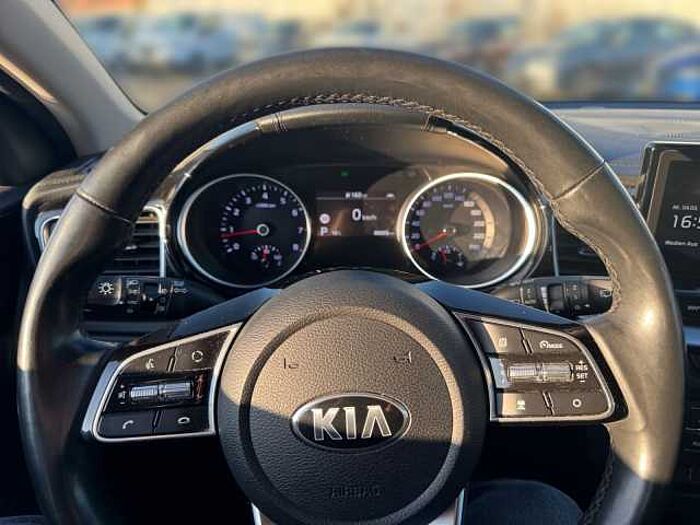 Kia Ceed 1.4 TGDI Spirit cee'd