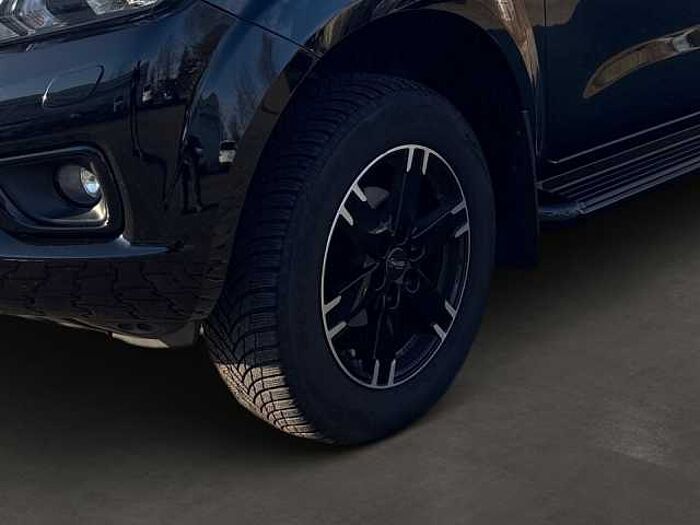 Nissan Navara 4x4 2.3 dCi N-Guard 4x4