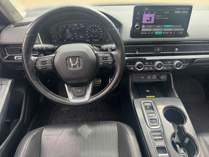 Honda Civic e: HEV 2.0 i-MMD Hybrid Advance